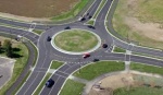 Верховная Рада изменила правила движения автомобилей на перекрестках с круговым движением